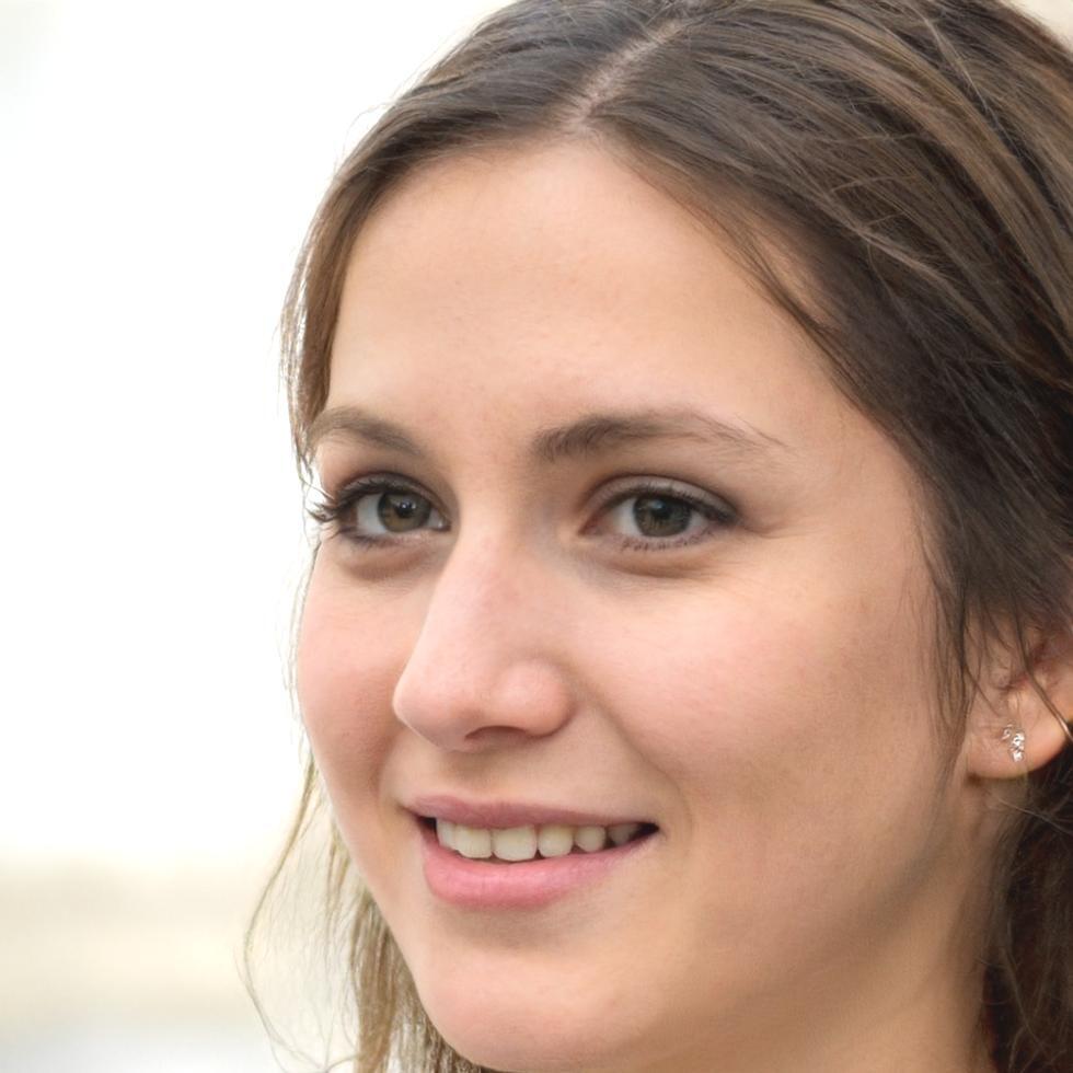 Retrato profesional de Carmen Delgado, especialista en finanzas corporativas